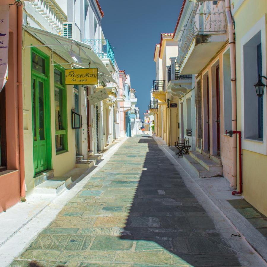 Anemomiloi Andros Hotel Exterior photo